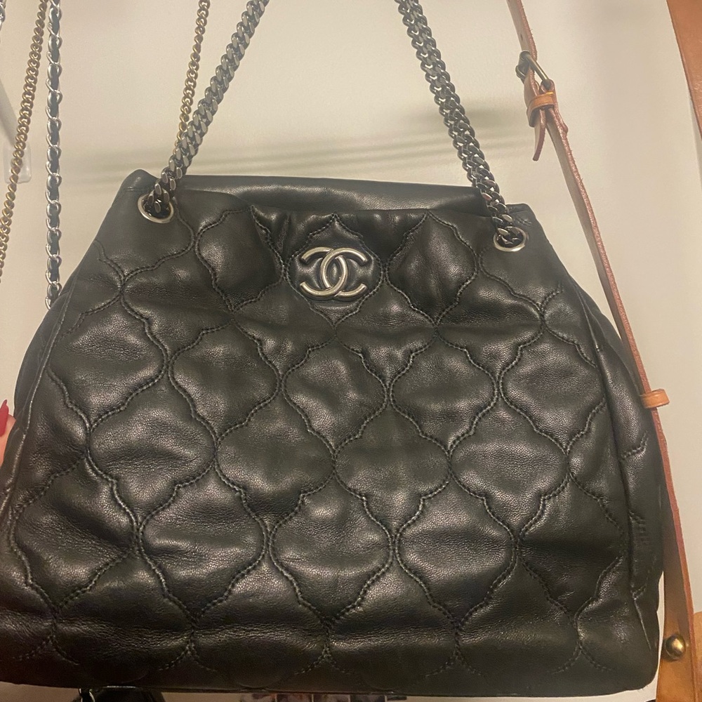 AUTHENTIC CHANEL BAG